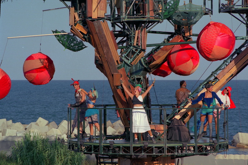 Forum de las Culturas 2004
