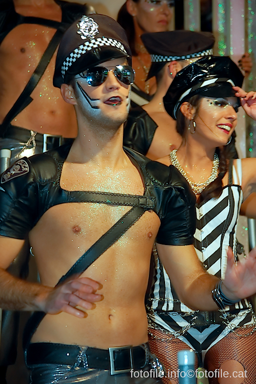 Carnaval 2014 Sitges - Rua de l'Extermini
Carnaval 2014 Sitges - Rua de l'Extermini
Keywords: Carnaval 2014 Sitges - Rua de l'Extermini
