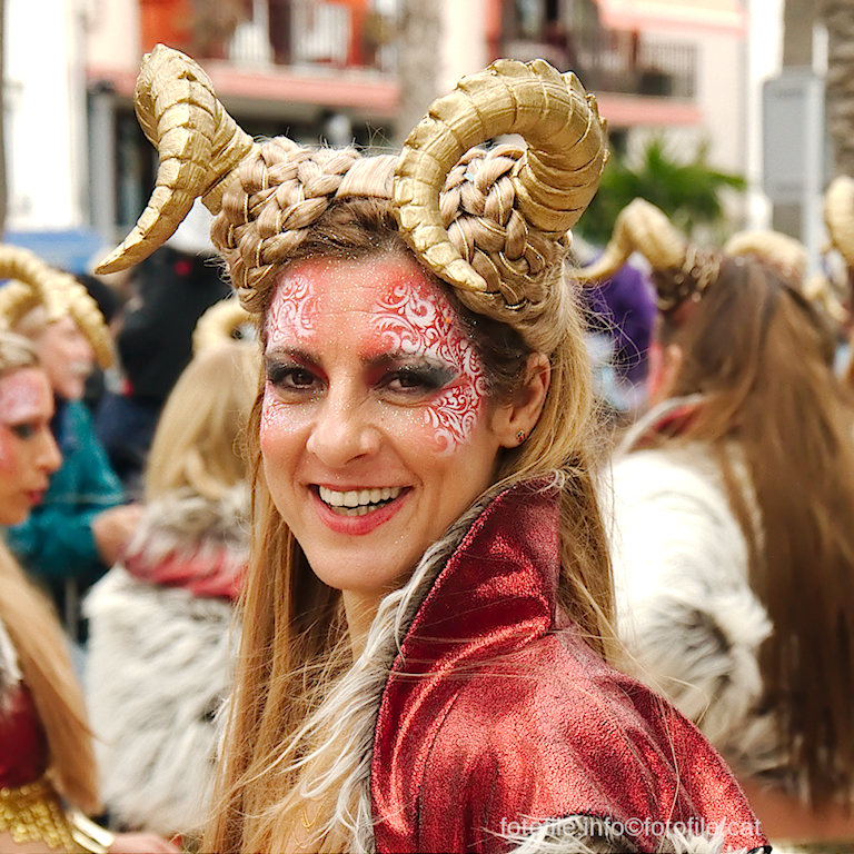 Carnaval 2015 Sitges - Cursa de llits
Carnaval 2015 Sitges - Cursa de llits
Keywords: Carnaval 2015 Sitges - Cursa de llits