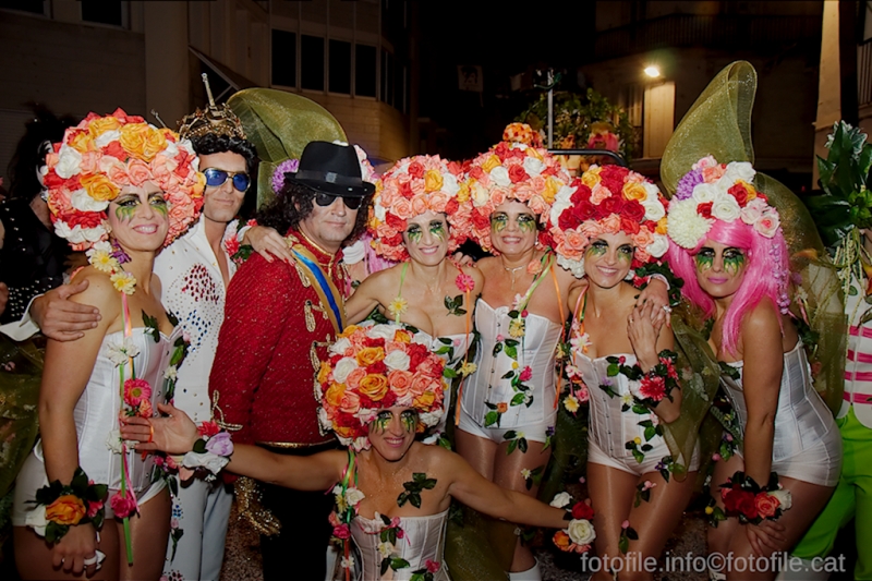 Carnaval 2014 Sitges - Rua de l'Extermini
Carnaval 2014 Sitges - Rua de l'Extermini
Keywords: Carnaval 2014 Sitges - Rua de l'Extermini
