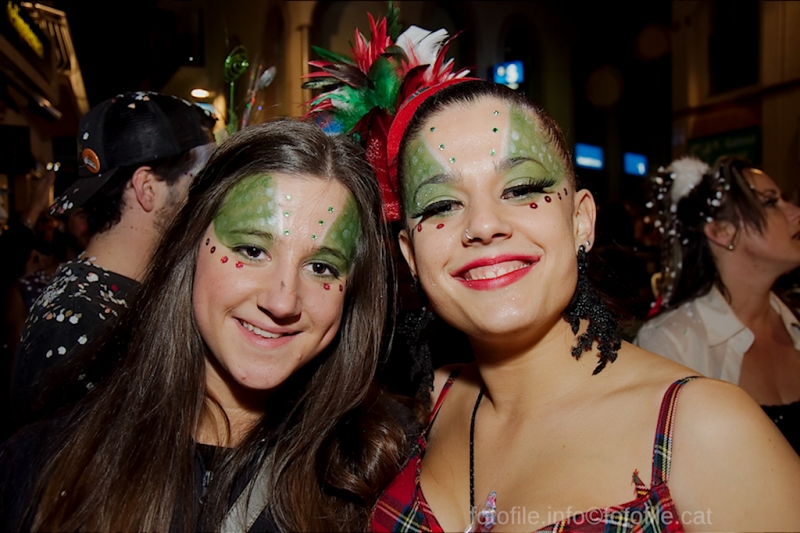 Carnaval 2014 Sitges - Rua de l'Extermini
Carnaval 2014 Sitges - Rua de l'Extermini
Keywords: Carnaval 2014 Sitges - Rua de l'Extermini