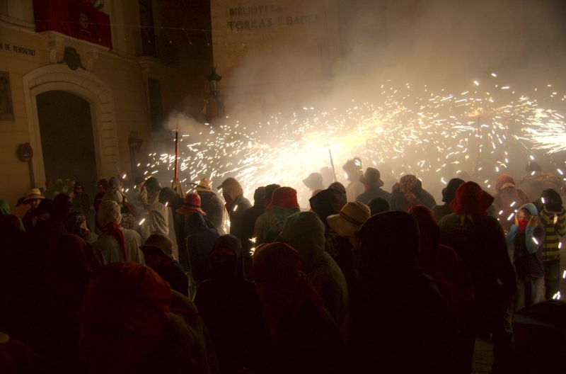 Balldefoc 2009. Vilafranca del Penedes
Imatge del Balldefoc 2009, a Vilafranca del Penedes. Nikon D50 #
Foto del Balldefoc 2009, en Vilafranca del Penedes. #
Keywords: BALLDEFOC 2009 VILAFRANCA