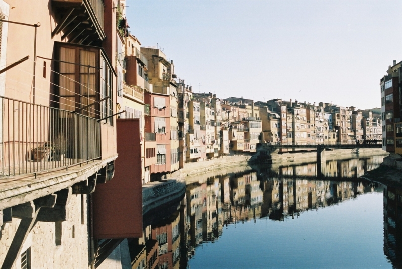 Girona.
Visita a Girona. Vistes de la ciutat i el riu.
Keywords: Girona Medieval Call Jueu