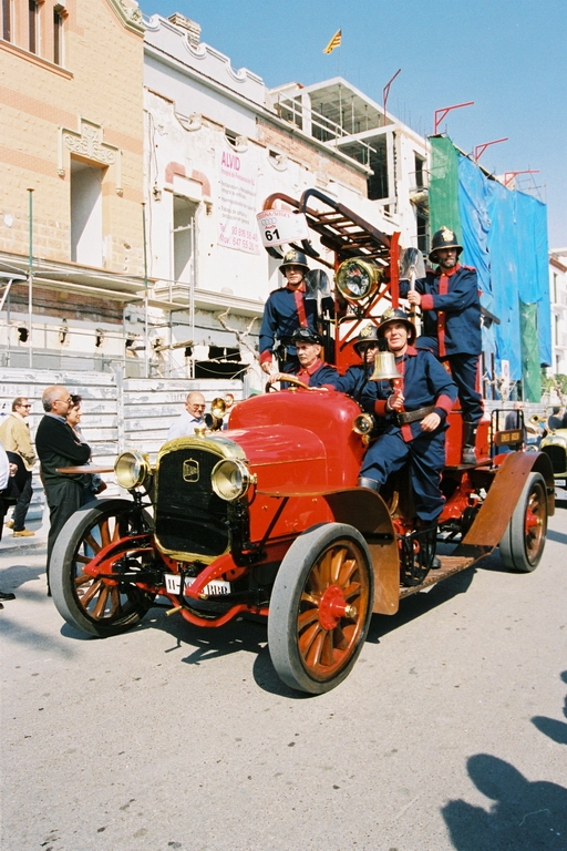 Rally Sitges 2003
Fotos del Rally de Sitges 2003. Negatiu 35mm escanejat.
Keywords: Rally Sitges 2003 Cotxes
