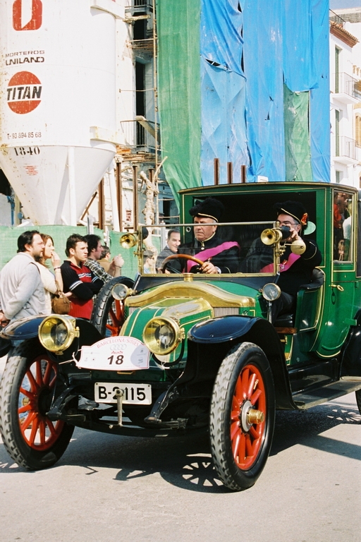Rally Sitges 2003
Fotos del Rally de Sitges 2003. Negatiu 35mm escanejat.
Keywords: Rally Sitges 2003 Cotxes