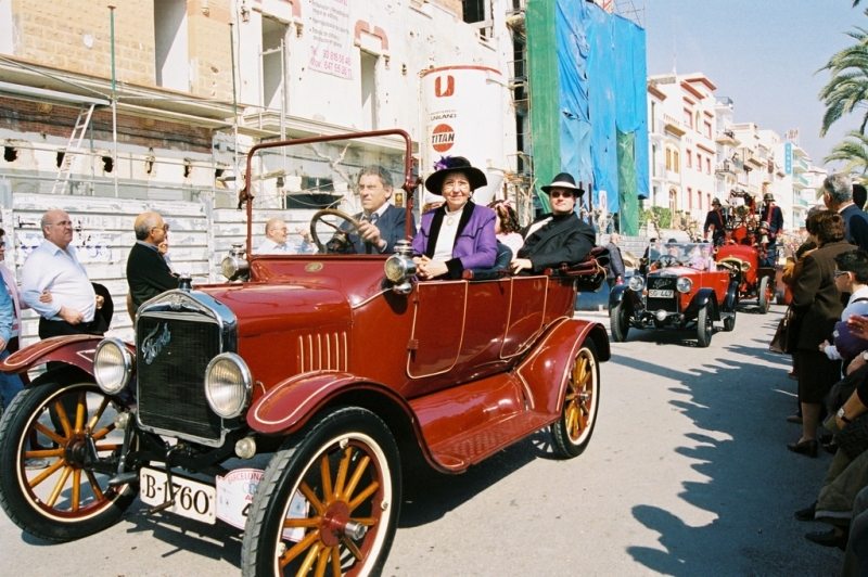 Rally Sitges 2003
Fotos del Rally de Sitges 2003. Negatiu 35mm escanejat.
Keywords: Rally Sitges 2003 Cotxes